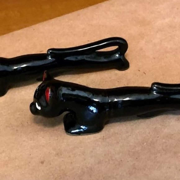 Vintage Black Panther Salt & Pepper Shaker Set - Picture 2 of 5